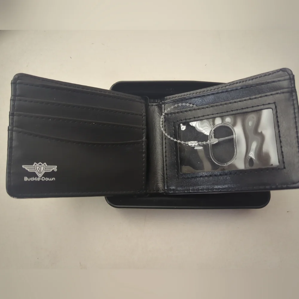 NEW IN BOX STAR WARS The Mandalorian Creed Tri-Fold Wallet